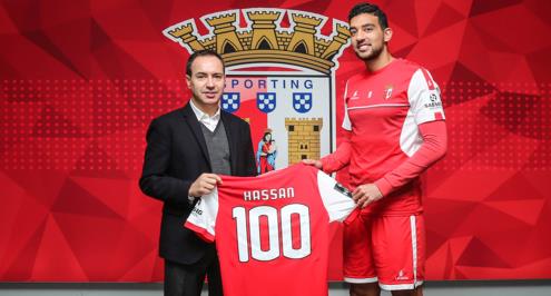 كوكا في مئويته يتحدث عن.. أفضل هدف وأصعب مدافع وأسوأ لحظة وأهم زميل 